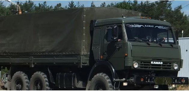 Россия перебросила на Донбасс 30 грузовиков с оружием – разведка