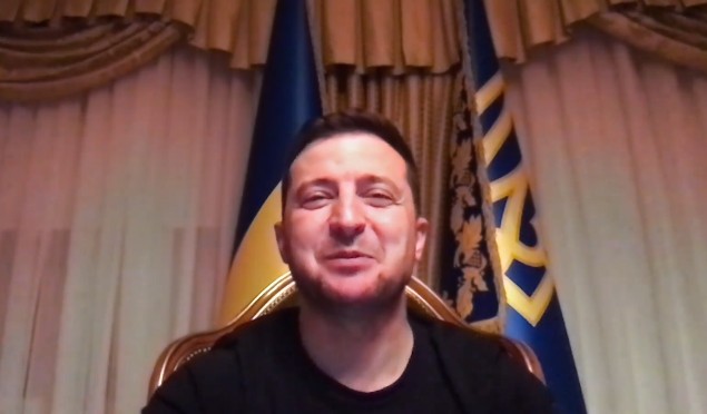 Зеленский из палаты в «Феофании» обратился к украинцам: «У них ничего не получится»