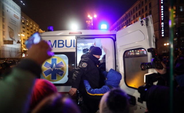 Протест ФОПов на Майдане: полиция демонтирует палатки, начались столкновения