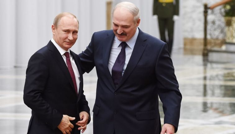 Путін та Лукашенко провели телефонну розмову: про що говорили