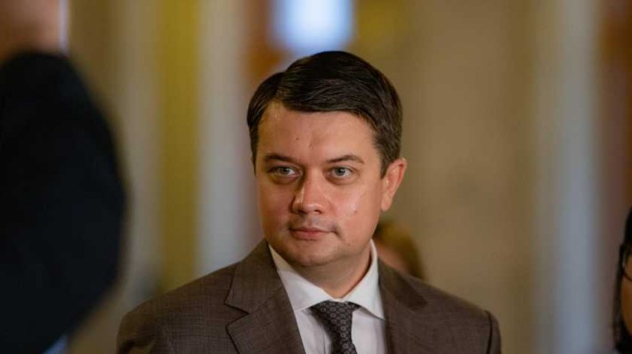 У «Слузі народу» заявили, що депутати з «групи Разумкова» мають скласти мандат