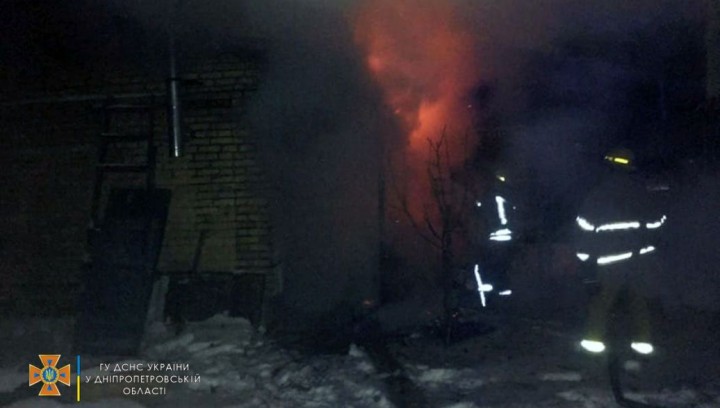 На Дніпропетровщині під час пожежі живцем згорів чоловік (фото)