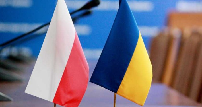 У Польщі ведуть консультації щодо передачі Україні зброї