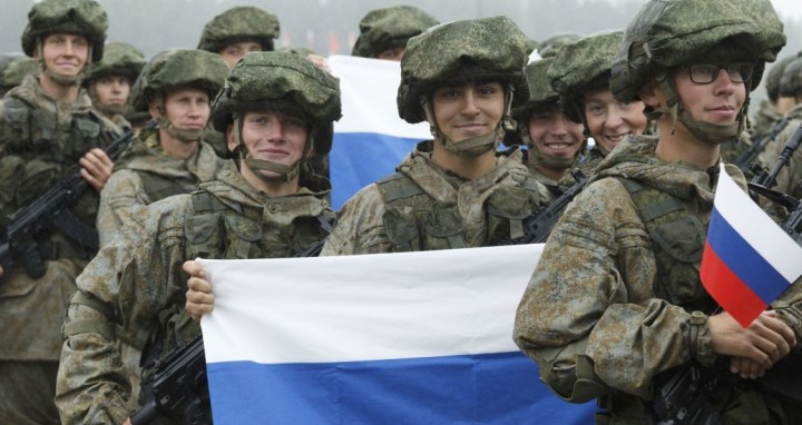 Бунтують і не хочуть воювати: на кордоні РФ з Україною звільняються російські військові