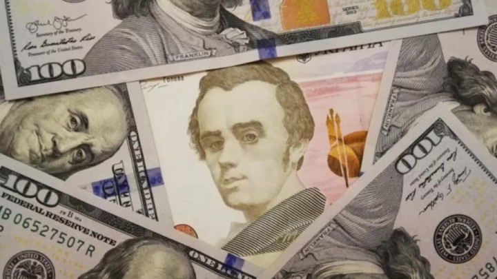 «Американські гірки» для гривні: аналітик розповів, що буде з курсом долара на початку червня