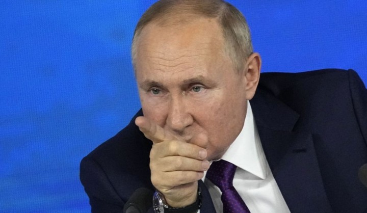 «Найнепомітніший, найпридуркуватіший»: російський вчений розповів, хто стане наступником Путіна
