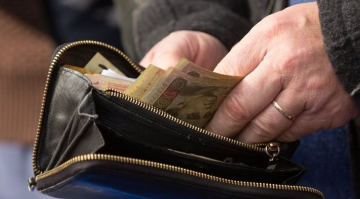 В Україні пенсіонерам можуть надати додаткову грошову допомогу: як і де отримати