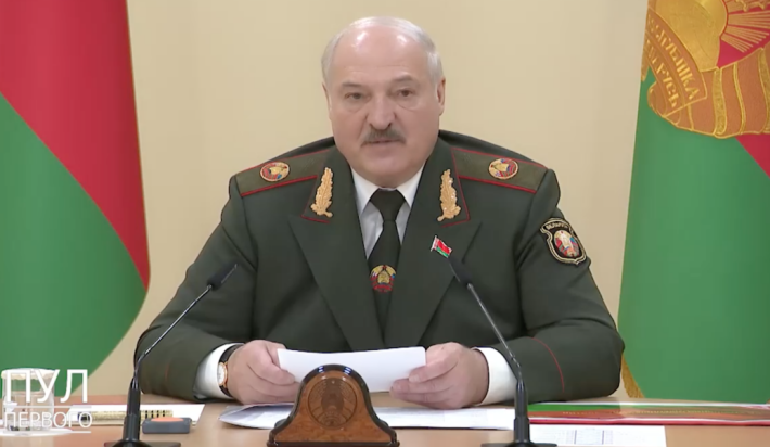 Лукашенко заявив, що Польща відновлює Річ Посполиту, а українцям ще доведеться просити РФ про допомогу