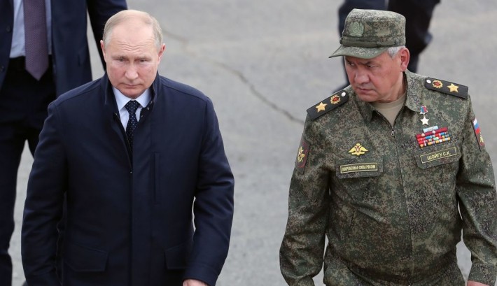 Не лише Путін: Подоляк розповів, хто в Росії керує війною проти України