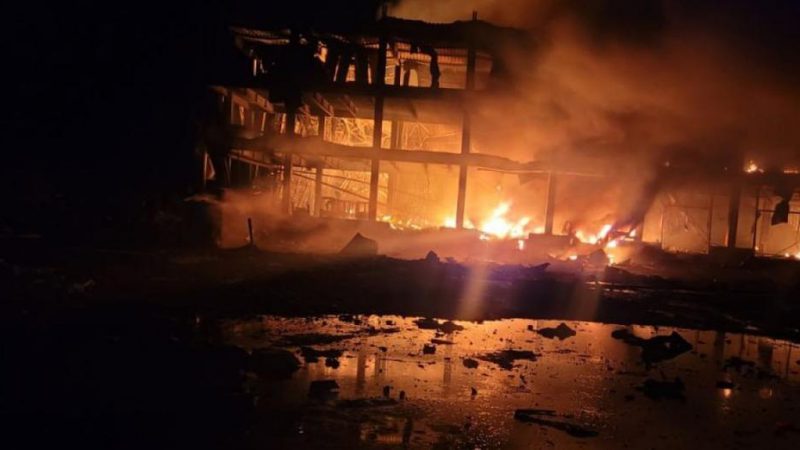 Ракетний удар на Одещині повністю знищив склад Червоного Хреста – призупинено надання гумдопомоги (фото)