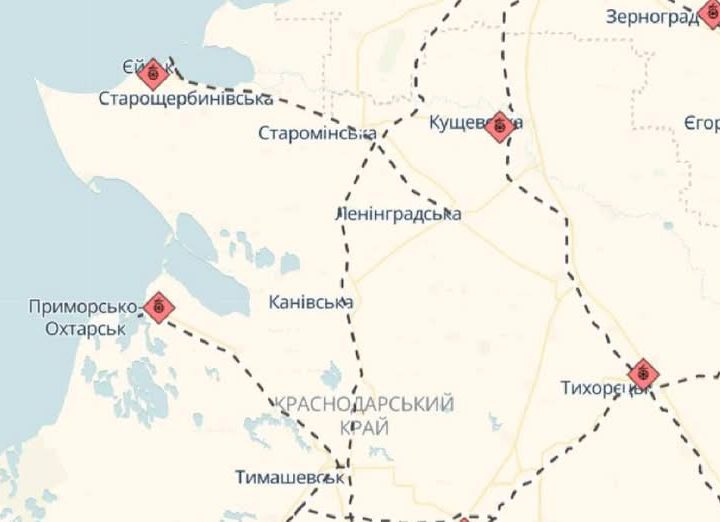 У російському Єйську лунали вибухи: дрони атакували аеродром