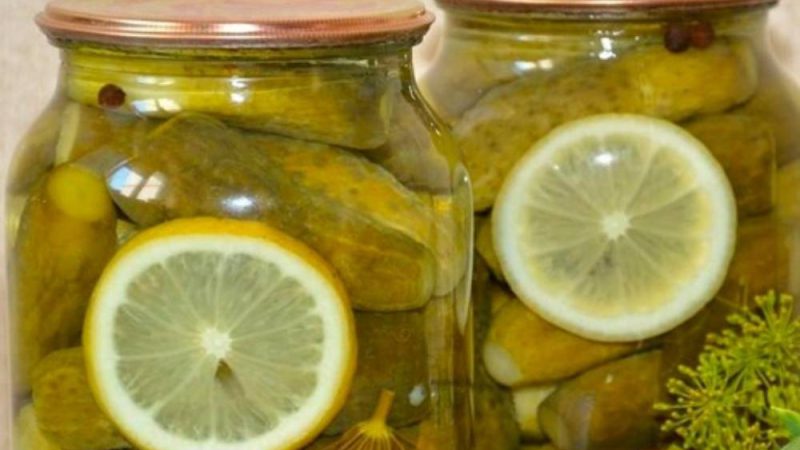 Смачненькі мариновані огірки, за одним із самих вдалих рецептів. Виходять хрумкі та в міру солоні