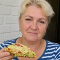 Кабачкова піца, яку просять готувати знову і знову: проста, соковита та неймовірно смачна
