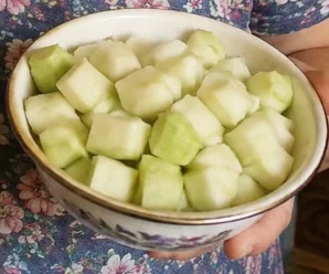 Кабачки як білі гриби: закуска, яку варто встигнути закрити на зиму