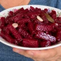 Маринований буряк на зиму: відкриваю баночку — і смачна закуска до вечері вже готова