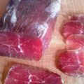 Залий м’ясо горілочкою, а ще краще — коньяком, і подивися, що станеться через 3 дні